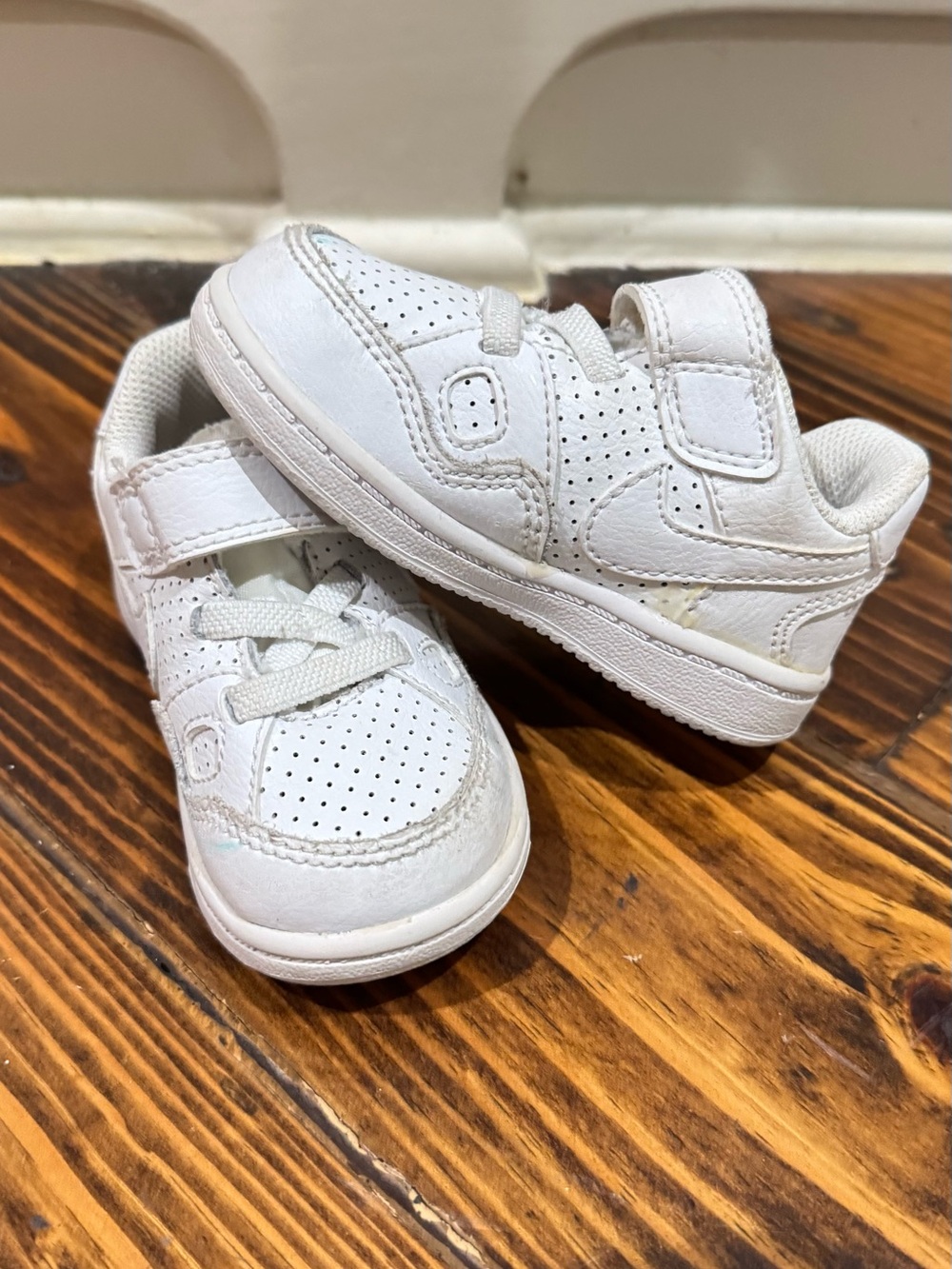 Toddler Nike Tennis Shoes Size 5